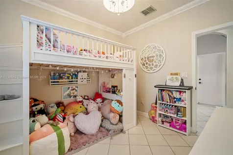 14874 SW 24th Street Miami FL 33185