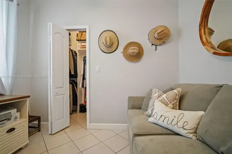 14874 SW 24th Street Miami FL 33185