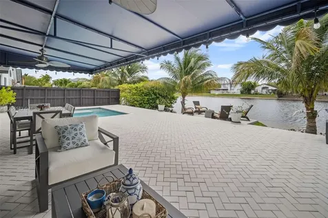 14874 SW 24th Street Miami FL 33185