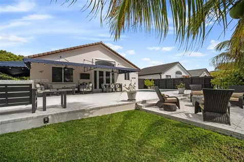14874 SW 24th Street Miami FL 33185