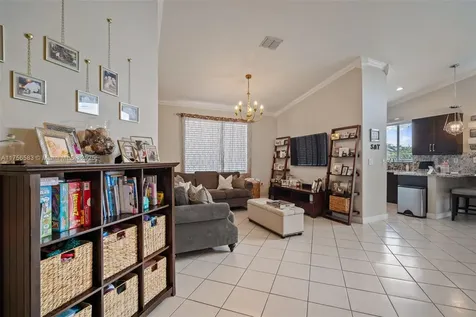 14874 SW 24th Street Miami FL 33185