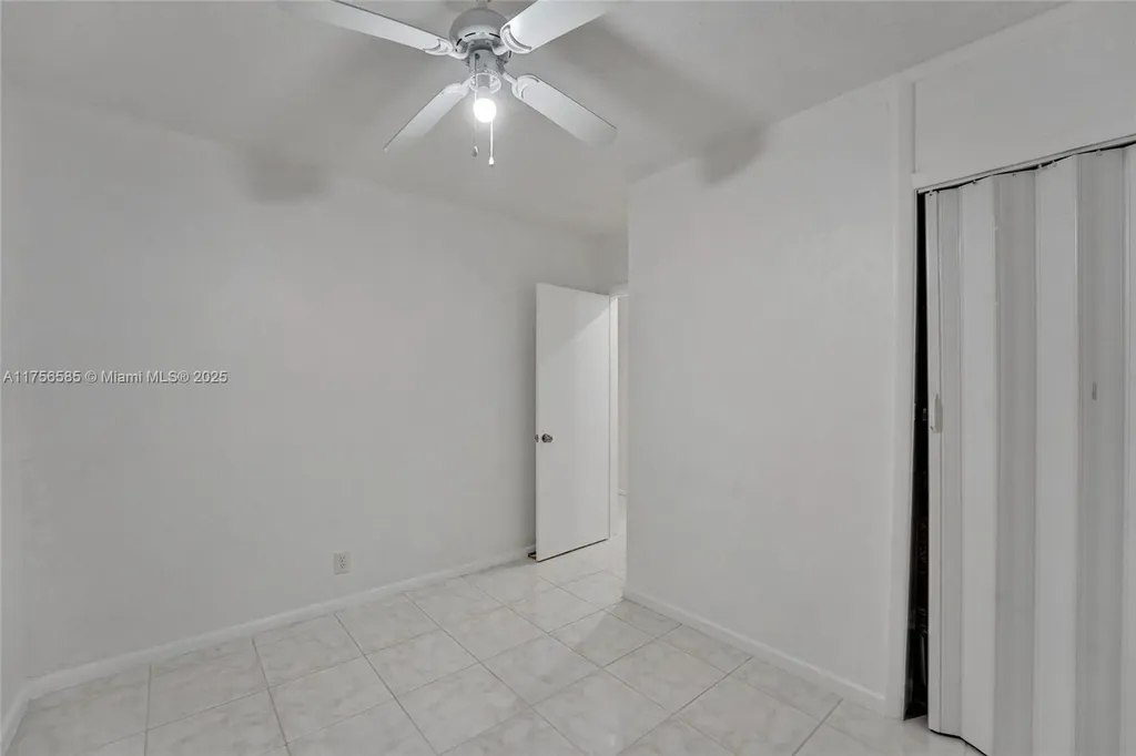 1725 Lauderdale Manor Drive Fort Lauderdale FL 33311