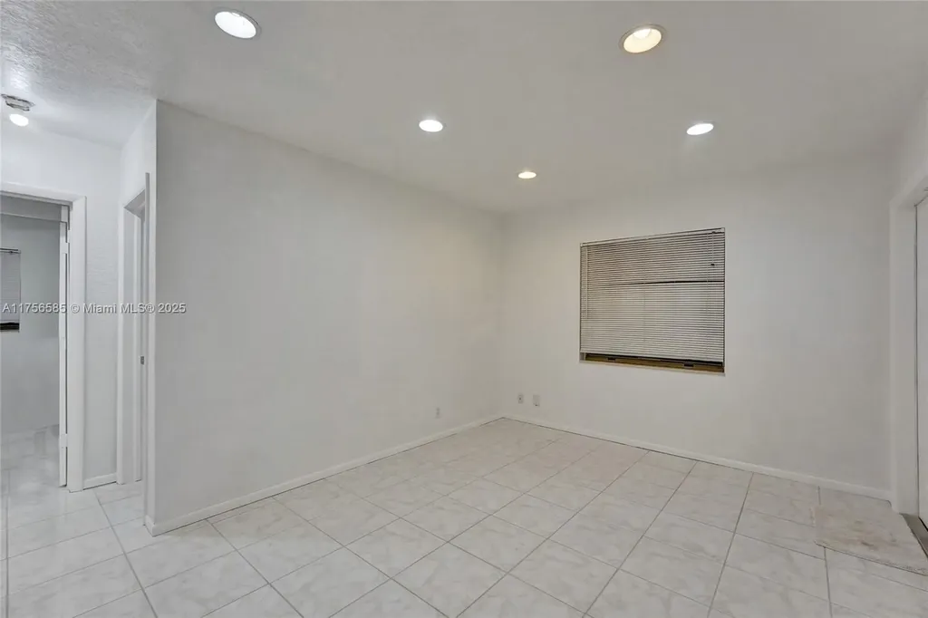 1725 Lauderdale Manor Drive Fort Lauderdale FL 33311