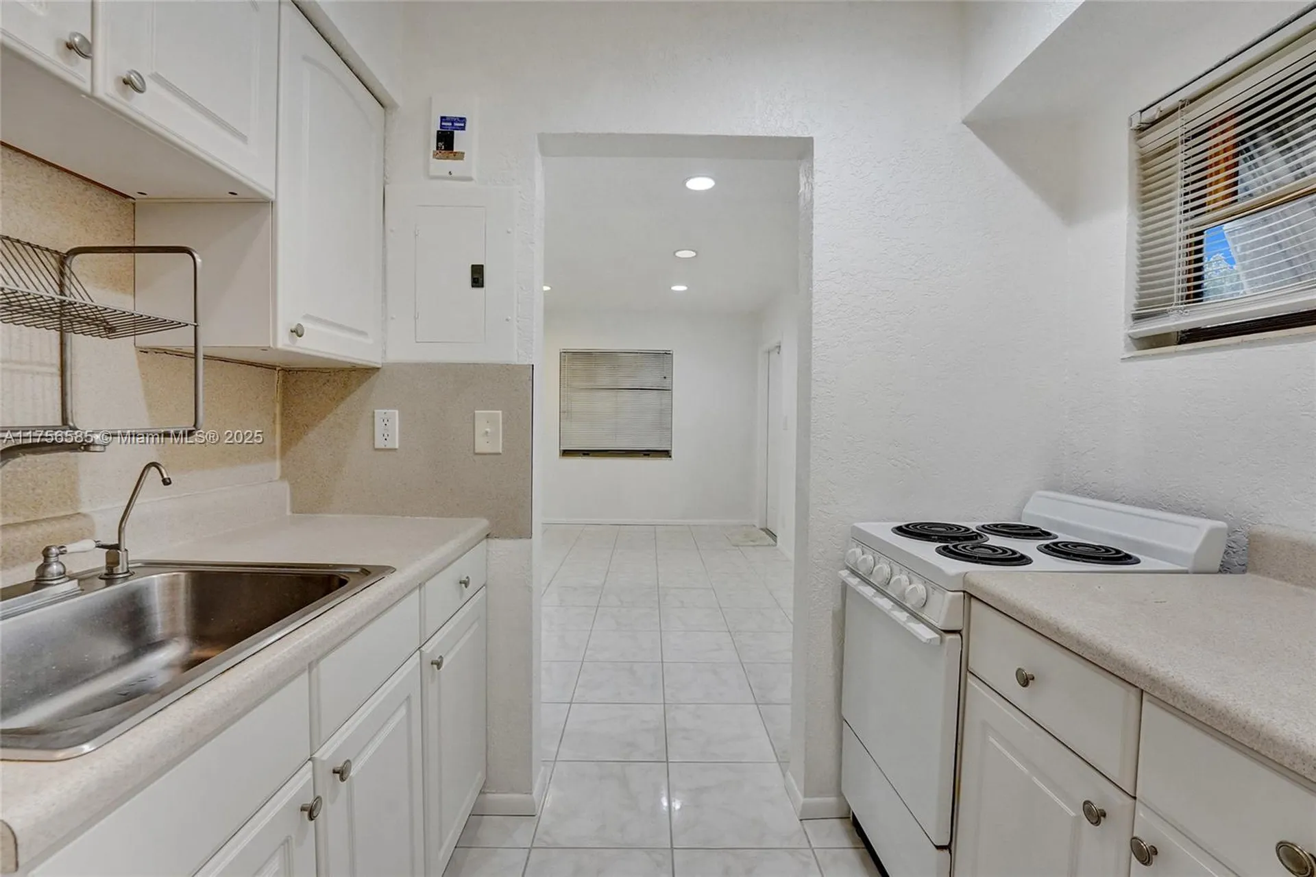 1725 Lauderdale Manor Drive Fort Lauderdale FL 33311