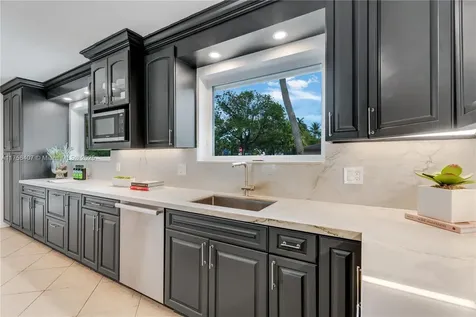 15740 SW 75th Avenue Palmetto Bay FL 33157