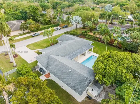 15740 SW 75th Avenue Palmetto Bay FL 33157