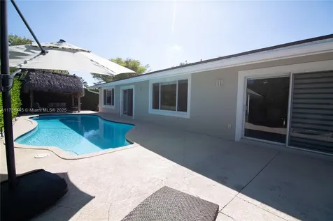 13925 SW 107th Terrace Miami FL 33186
