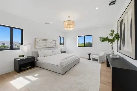 2725 SW 65th Avenue Miami FL 33155