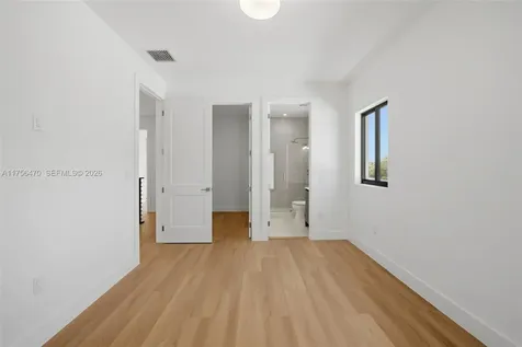 2725 SW 65th Avenue Miami FL 33155