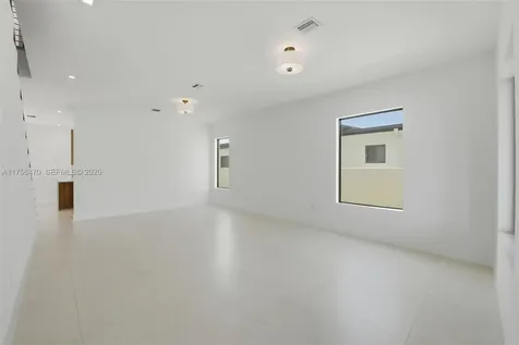 2725 SW 65th Avenue Miami FL 33155