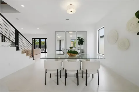 2725 SW 65th Avenue Miami FL 33155