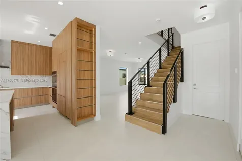 2725 SW 65th Avenue Miami FL 33155