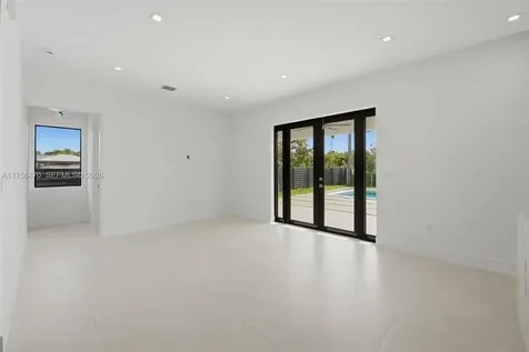 2725 SW 65th Avenue Miami FL 33155