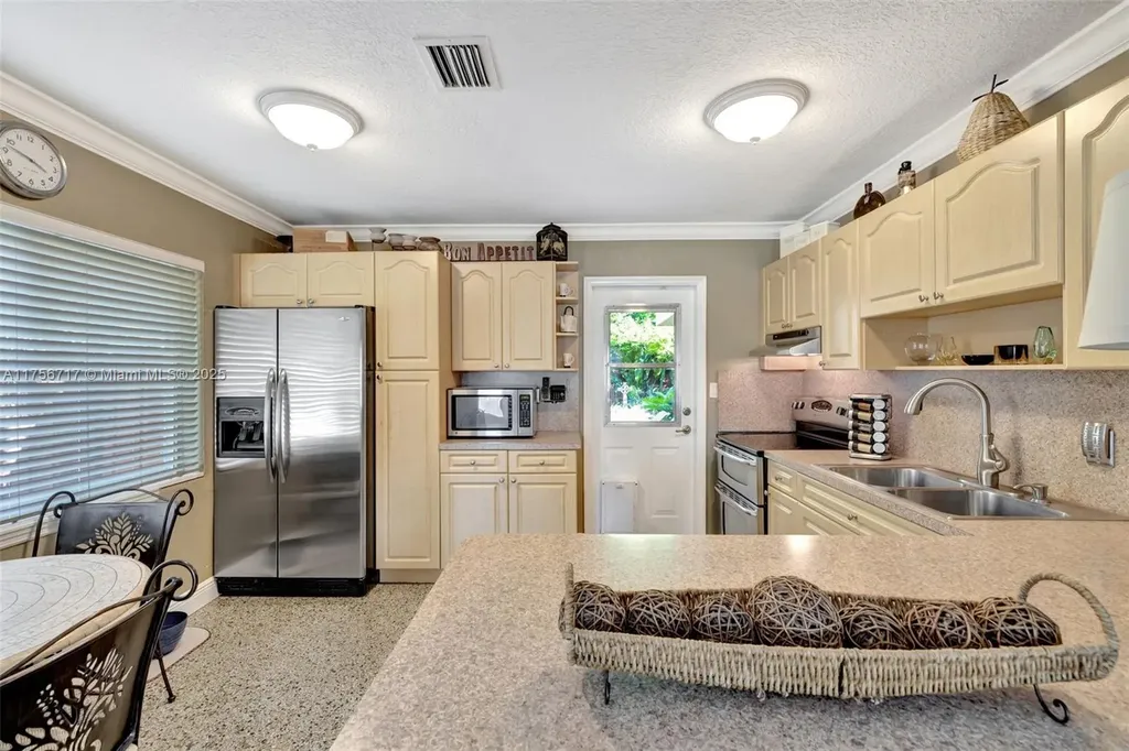 1732 NW 7th Avenue Fort Lauderdale FL 33311