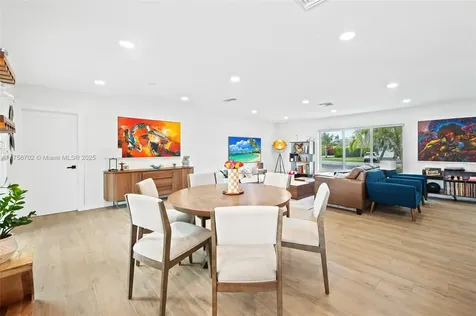 10880 SW 120th Street Miami FL 33176