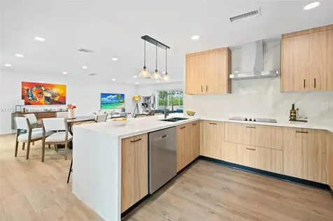 10880 SW 120th Street Miami FL 33176