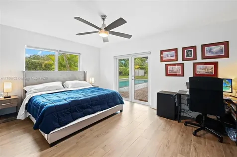 10880 SW 120th Street Miami FL 33176