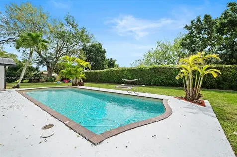 10880 SW 120th Street Miami FL 33176
