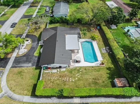 10880 SW 120th Street Miami FL 33176