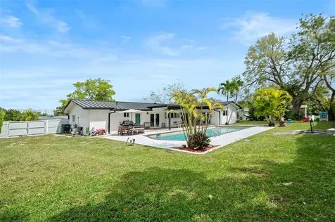 10880 SW 120th Street Miami FL 33176