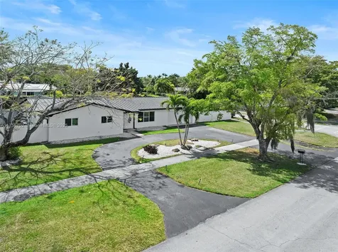 10880 SW 120th Street Miami FL 33176