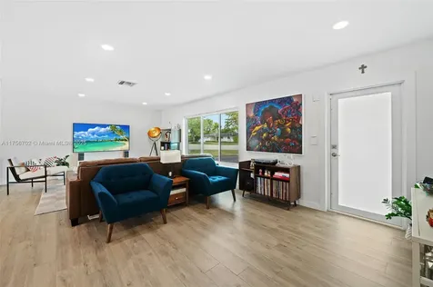 10880 SW 120th Street Miami FL 33176