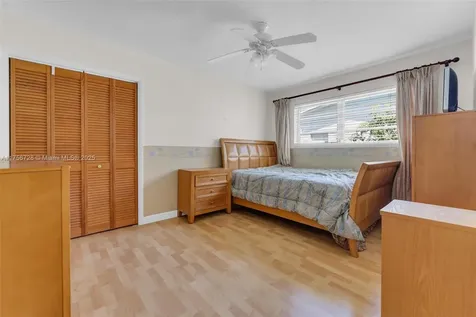 10500 NW 2nd Court Plantation FL 33324