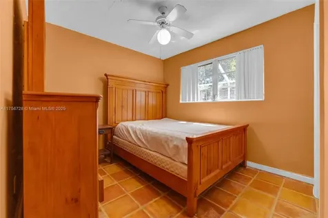 10500 NW 2nd Court Plantation FL 33324