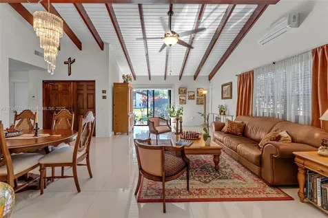 13607 SW 114th Lane Miami FL 33186