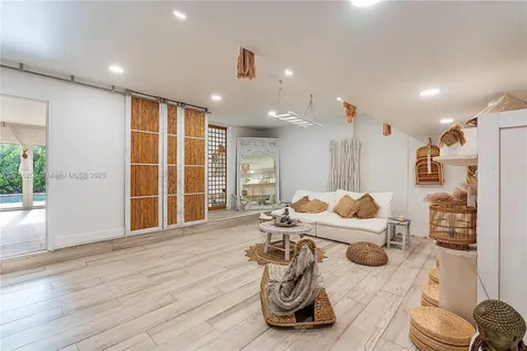 17974 SW 137th Place Miami FL 33177