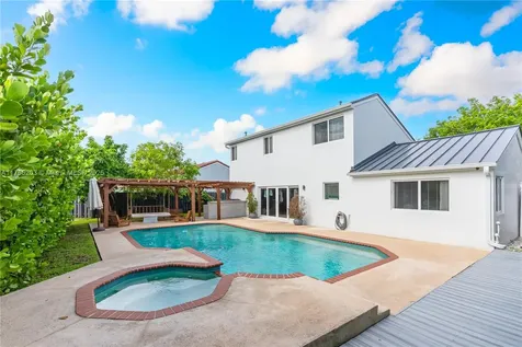 17974 SW 137th Place Miami FL 33177