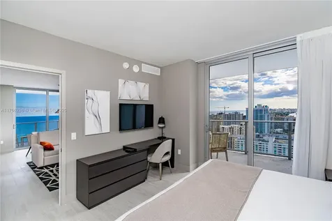 4010 S Ocean Drive Hollywood FL 33019