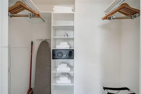 4010 S Ocean Drive Hollywood FL 33019