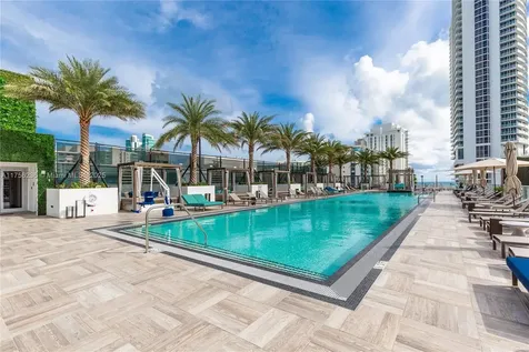 4010 S Ocean Drive Hollywood FL 33019