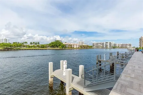 4010 S Ocean Drive Hollywood FL 33019