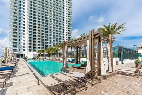 4010 S Ocean Drive Hollywood FL 33019