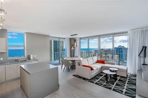 4010 S Ocean Drive Hollywood FL 33019