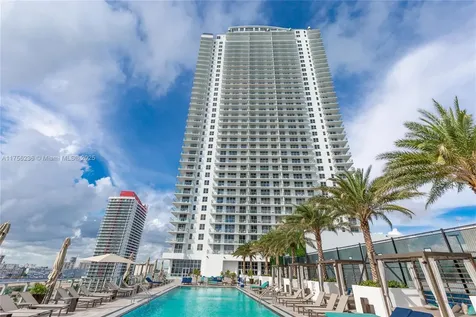 4010 S Ocean Drive Hollywood FL 33019