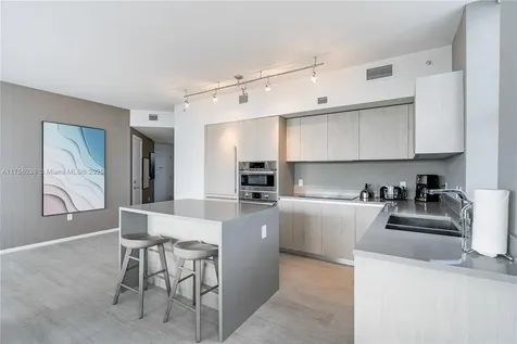 4010 S Ocean Drive Hollywood FL 33019