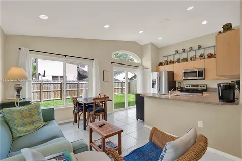 1507 SE 20th Place Homestead FL 33035