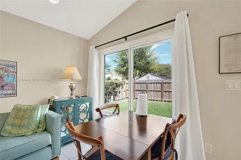 1507 SE 20th Place Homestead FL 33035