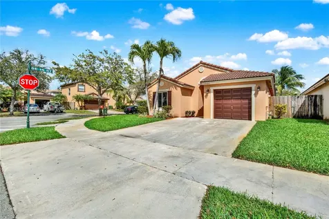 1507 SE 20th Place Homestead FL 33035