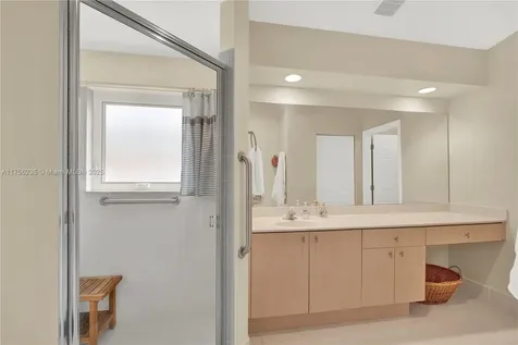 1507 SE 20th Place Homestead FL 33035
