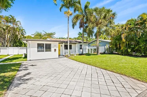 621 NW 37th Street Oakland Park FL 33309