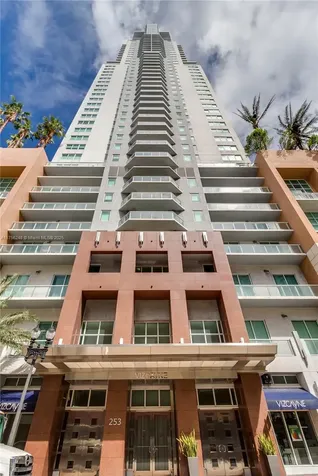 253 NE 2nd Street Miami FL 33132