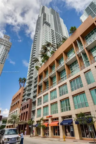 253 NE 2nd Street Miami FL 33132