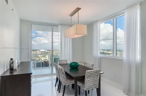 253 NE 2nd Street Miami FL 33132