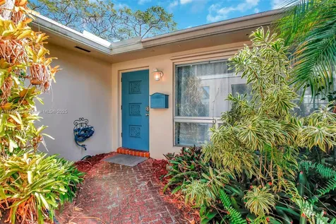 5640 SW 3rd Street Plantation FL 33317