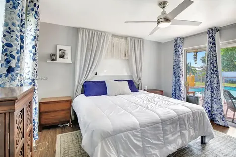 5640 SW 3rd Street Plantation FL 33317