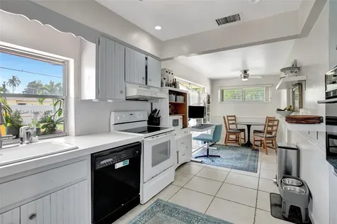 5640 SW 3rd Street Plantation FL 33317
